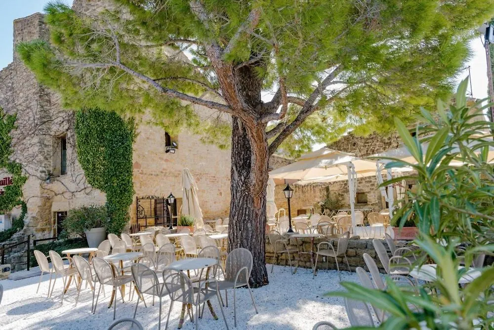 Apartment Joli Appartement Climatise Avec Exterieur Rognac